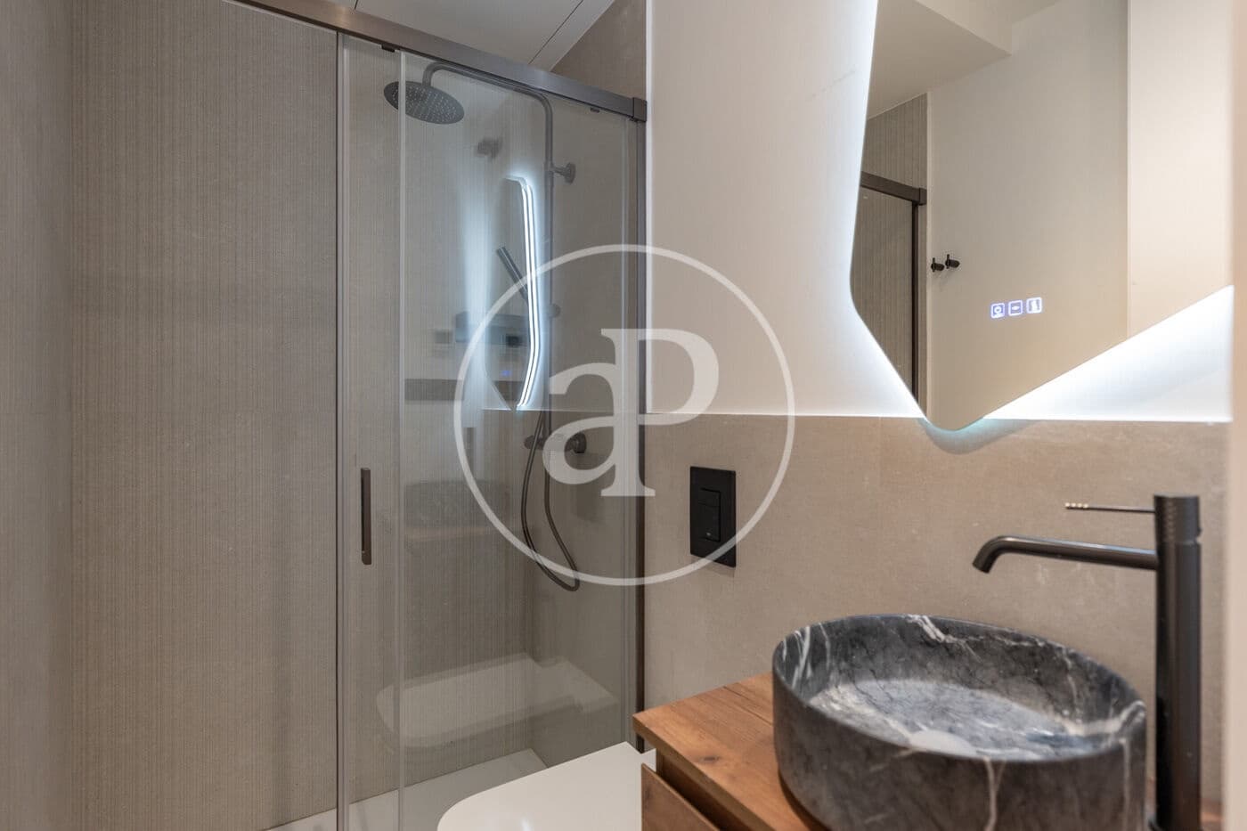 3 soverom Leilighet til salgs i Barcelona by - € 995 000 (Ref: 9367488)