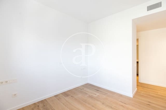 3 bedroom Penthouse for rent in Esplugues de Llobregat - € 3,500 (Ref: 9367491)