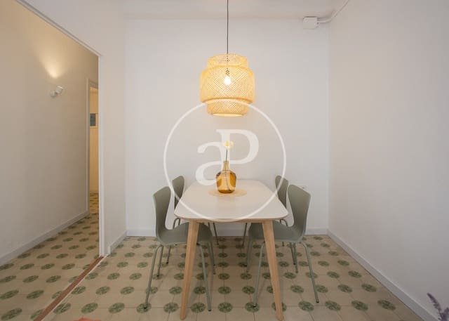 2 bedroom Apartment for sale in El Raval, Barcelona city - € 273,000 (Ref: 9367492)