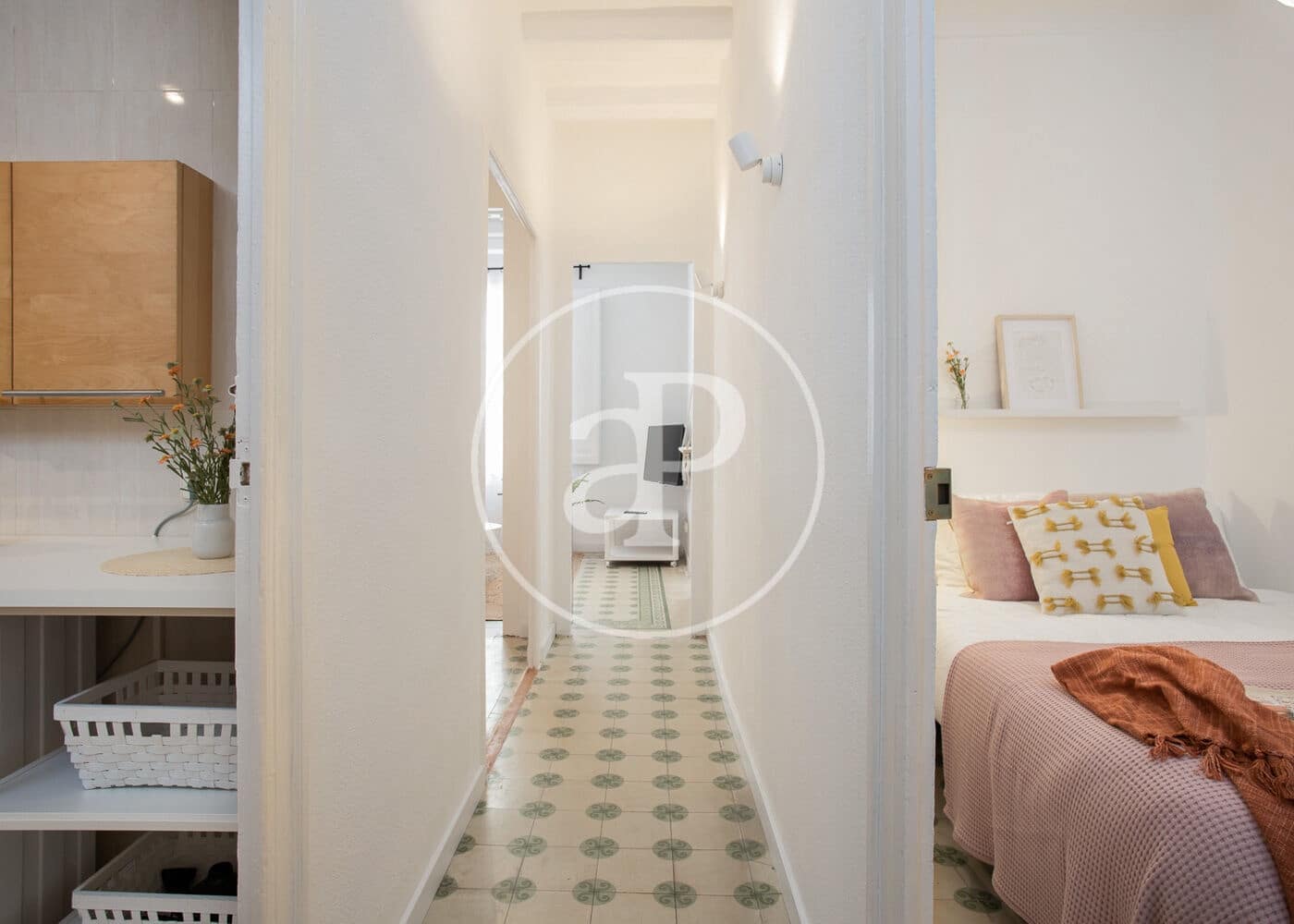 2 Zimmer Apartment zu verkaufen in Barcelona Stadt - 273.000 € (Ref: 9367492)