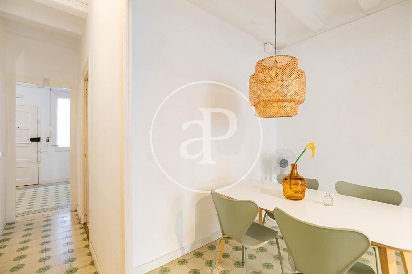 Apartamento de 2 habitaciones en Barcelona ciudad en venta - 271.000 € (Ref: 9367492)