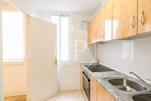 Apartamento de 2 habitaciones en El Raval, Barcelona ciudad en venta - 271.000 € (Ref: 9367492)
