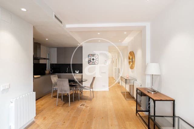 3 soveværelse Lejlighed til salg i La Nova Esquerra de L'Eixample, Barcelona by - € 650.000 (Ref: 9367494)