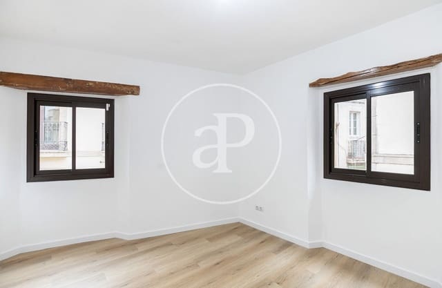 2 sypialnia Apartament na sprzedaż w Sant Pere, Santa Caterina i La Ribera, Miasto Barcelona - 330 000 € (Ref: 9371999)