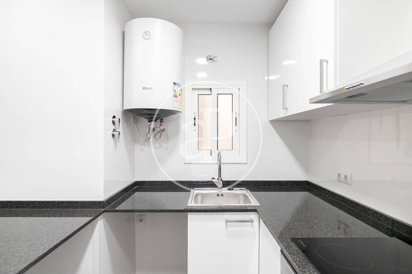 2 sypialnia Apartament na sprzedaż w Miasto Barcelona - 330 000 € (Ref: 9371999)