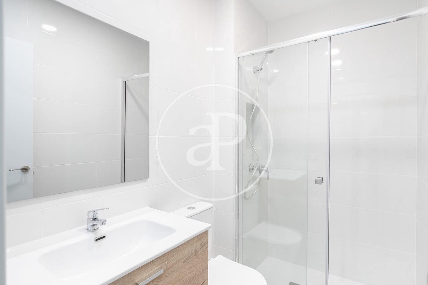 2 sypialnia Apartament na sprzedaż w Miasto Barcelona - 330 000 € (Ref: 9371999)