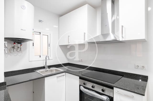 2 sypialnia Apartament na sprzedaż w Sant Pere, Santa Caterina i La Ribera, Miasto Barcelona - 330 000 € (Ref: 9371999)