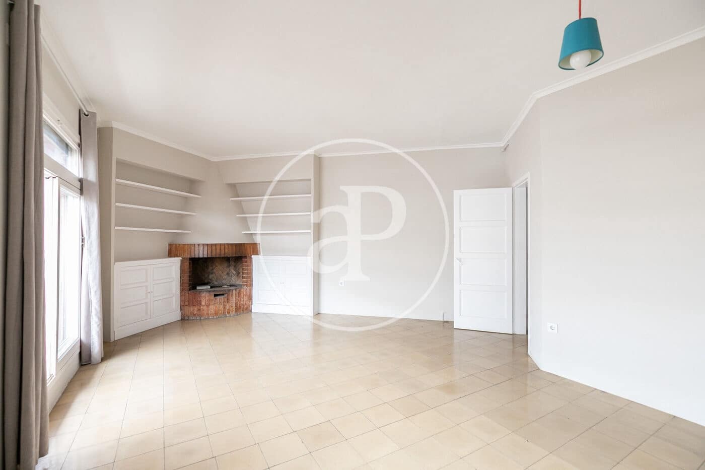 2 soverom Leilighet til salgs i Barcelona by - € 697 000 (Ref: 9372000)