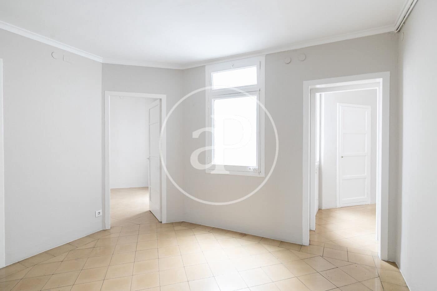 2 soverom Leilighet til salgs i Barcelona by - € 697 000 (Ref: 9372000)