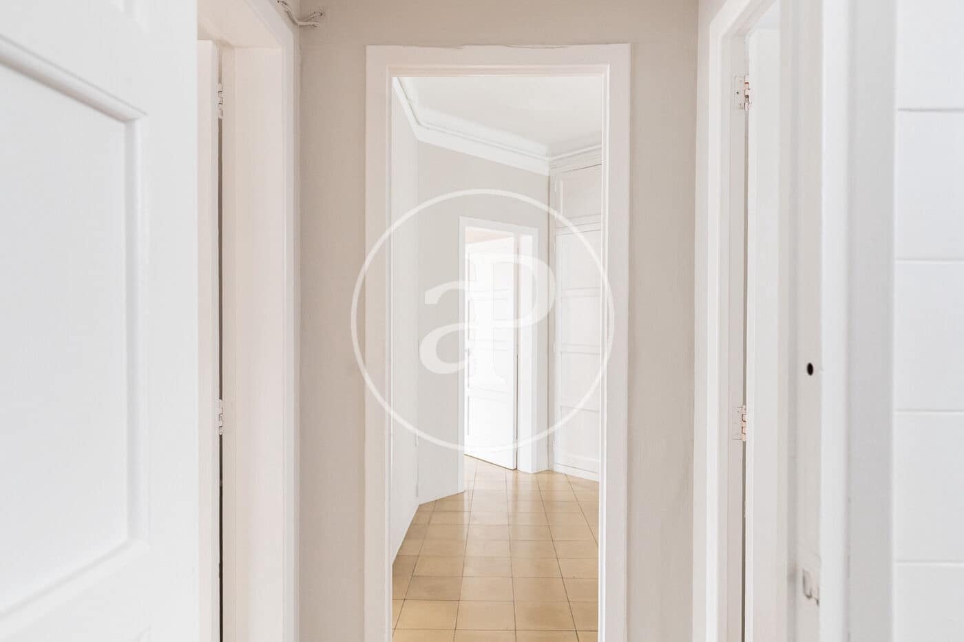 2 soverom Leilighet til salgs i Barcelona by - € 697 000 (Ref: 9372000)