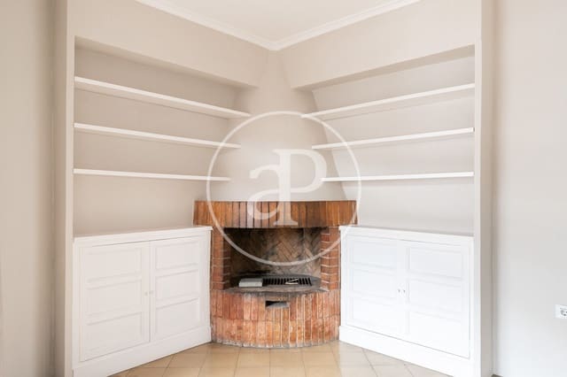 2 soverom Leilighet til salgs i La Dreta de L'Eixample, Barcelona by - € 697 000 (Ref: 9372000)