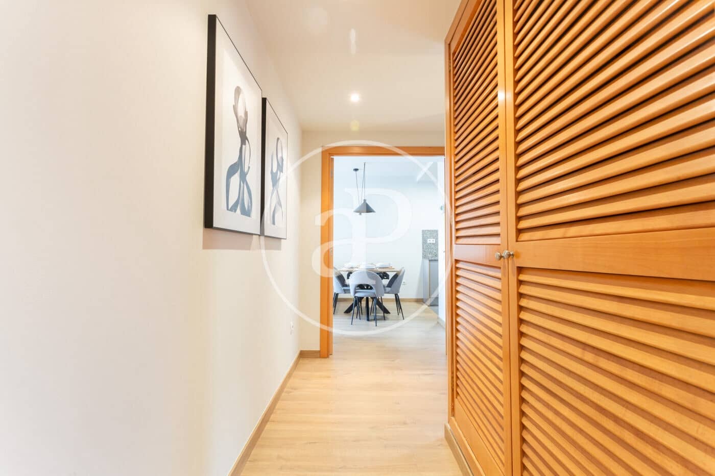 2 bedroom Apartment for rent in Barcelona city - € 2,100 (Ref: 9372001)