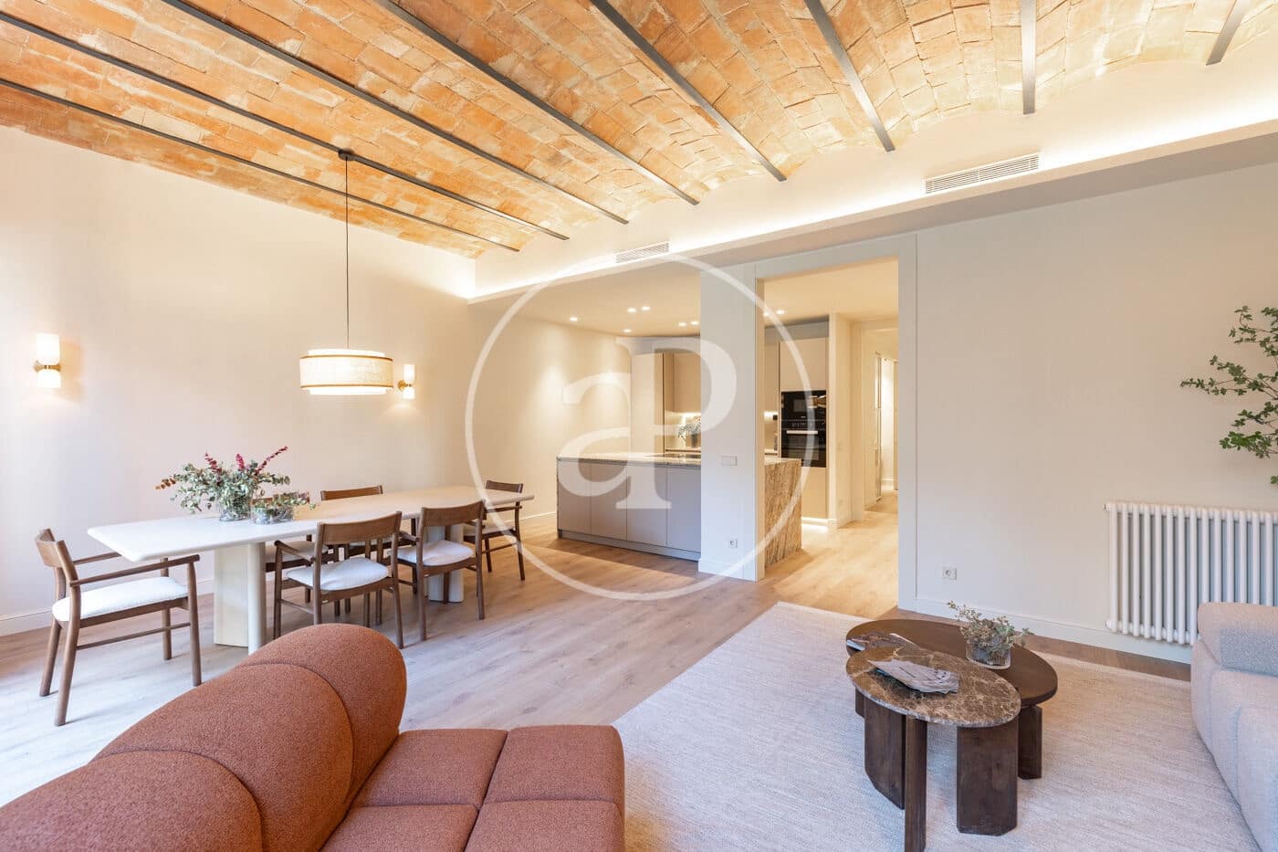 4 bedroom Apartment for sale in Barcelona city - € 1,720,000 (Ref: 9372002)