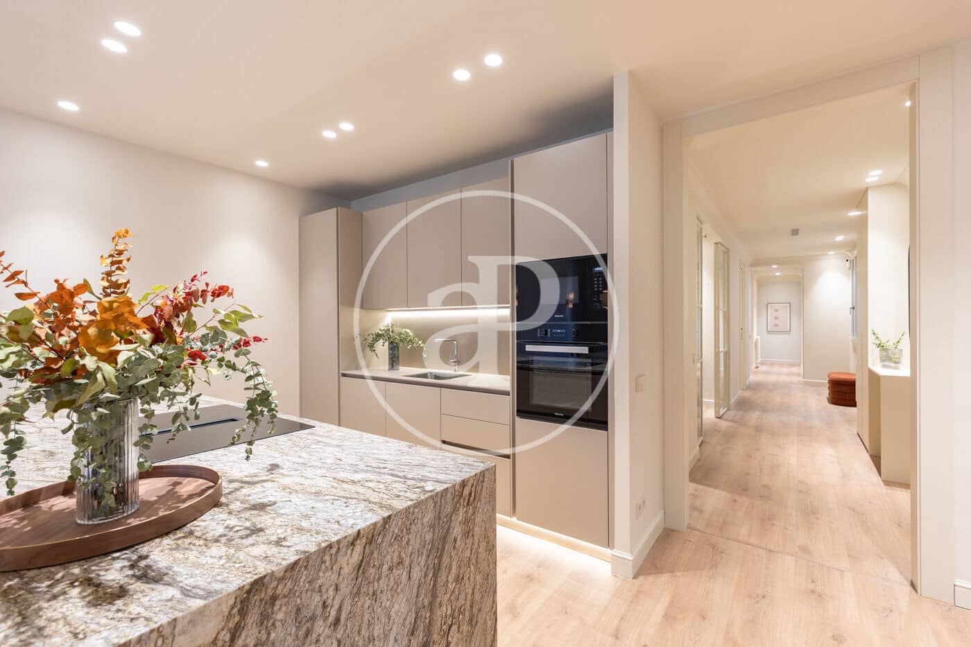 4 bedroom Apartment for sale in Barcelona city - € 1,720,000 (Ref: 9372002)