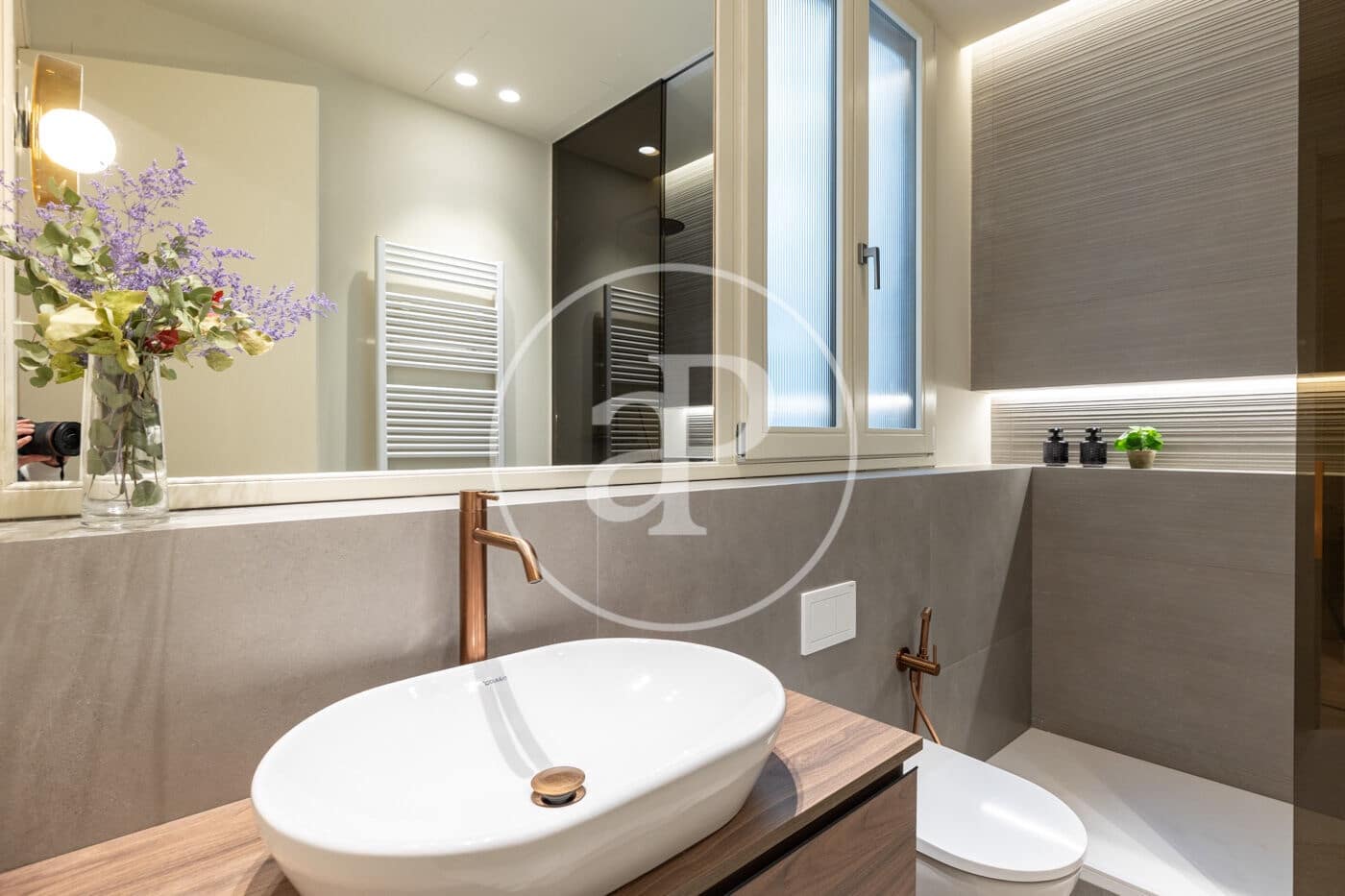 4 bedroom Apartment for sale in Barcelona city - € 1,720,000 (Ref: 9372002)