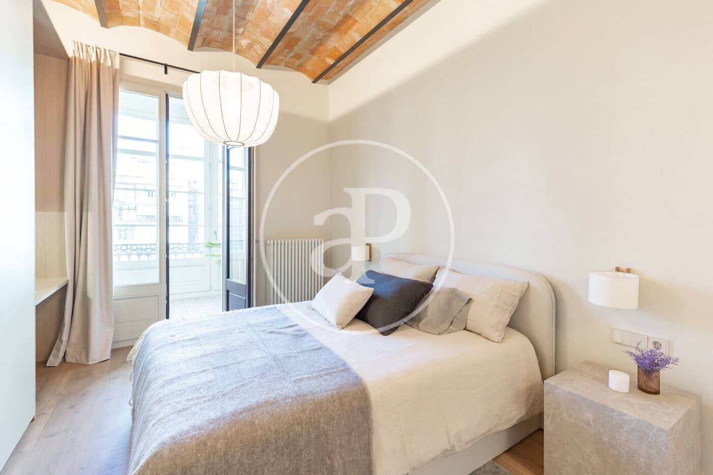 4 bedroom Apartment for sale in Barcelona city - € 1,720,000 (Ref: 9372002)