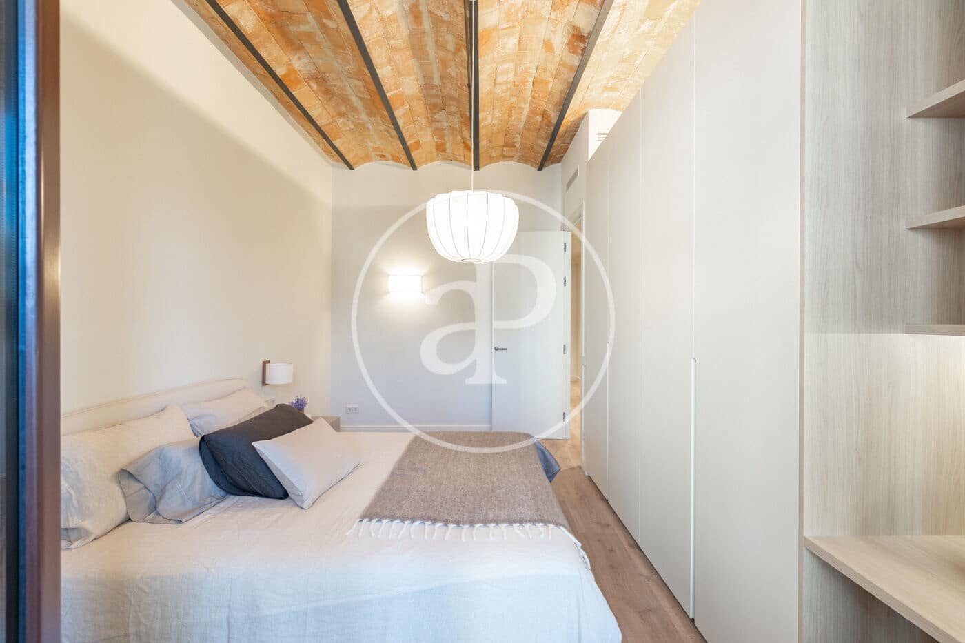 4 bedroom Apartment for sale in Barcelona city - € 1,720,000 (Ref: 9372002)