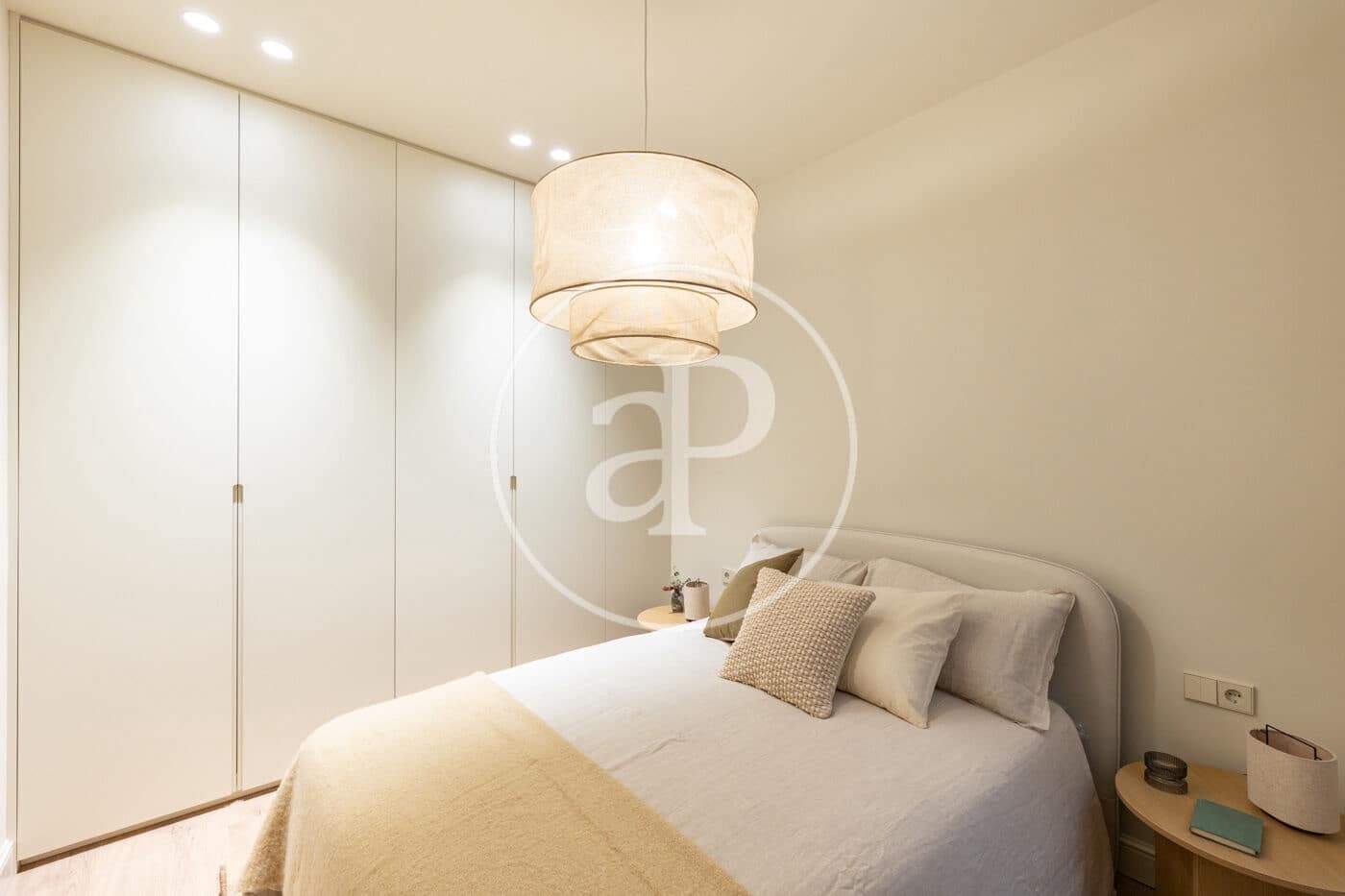 4 bedroom Apartment for sale in Barcelona city - € 1,720,000 (Ref: 9372002)