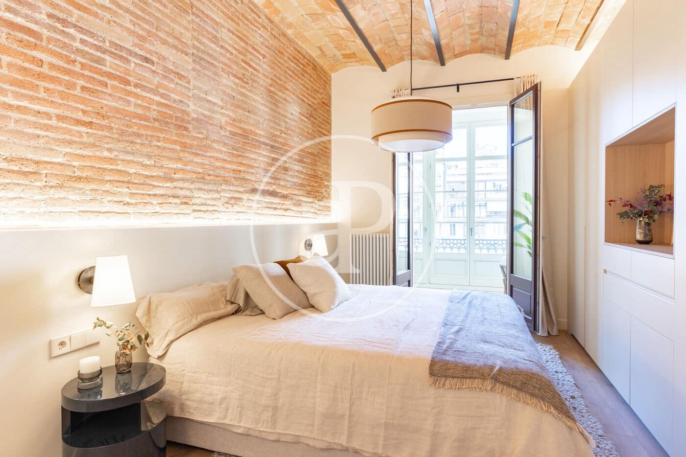 4 bedroom Apartment for sale in Barcelona city - € 1,720,000 (Ref: 9372002)