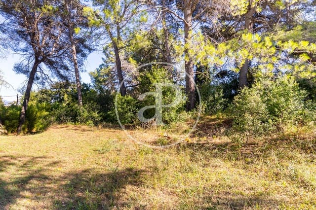 Teren niezagospodarowany na sprzedaż w Bellaterra, Cerdanyola del Vallès - 1 070 000 € (Ref: 9375315)