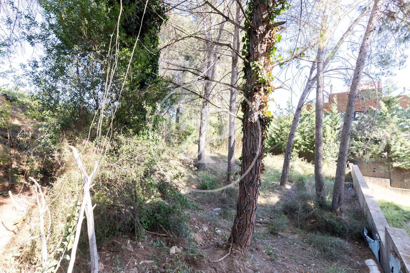 Mark till salu i Bellaterra - 490 000 € (Ref: 9375316)