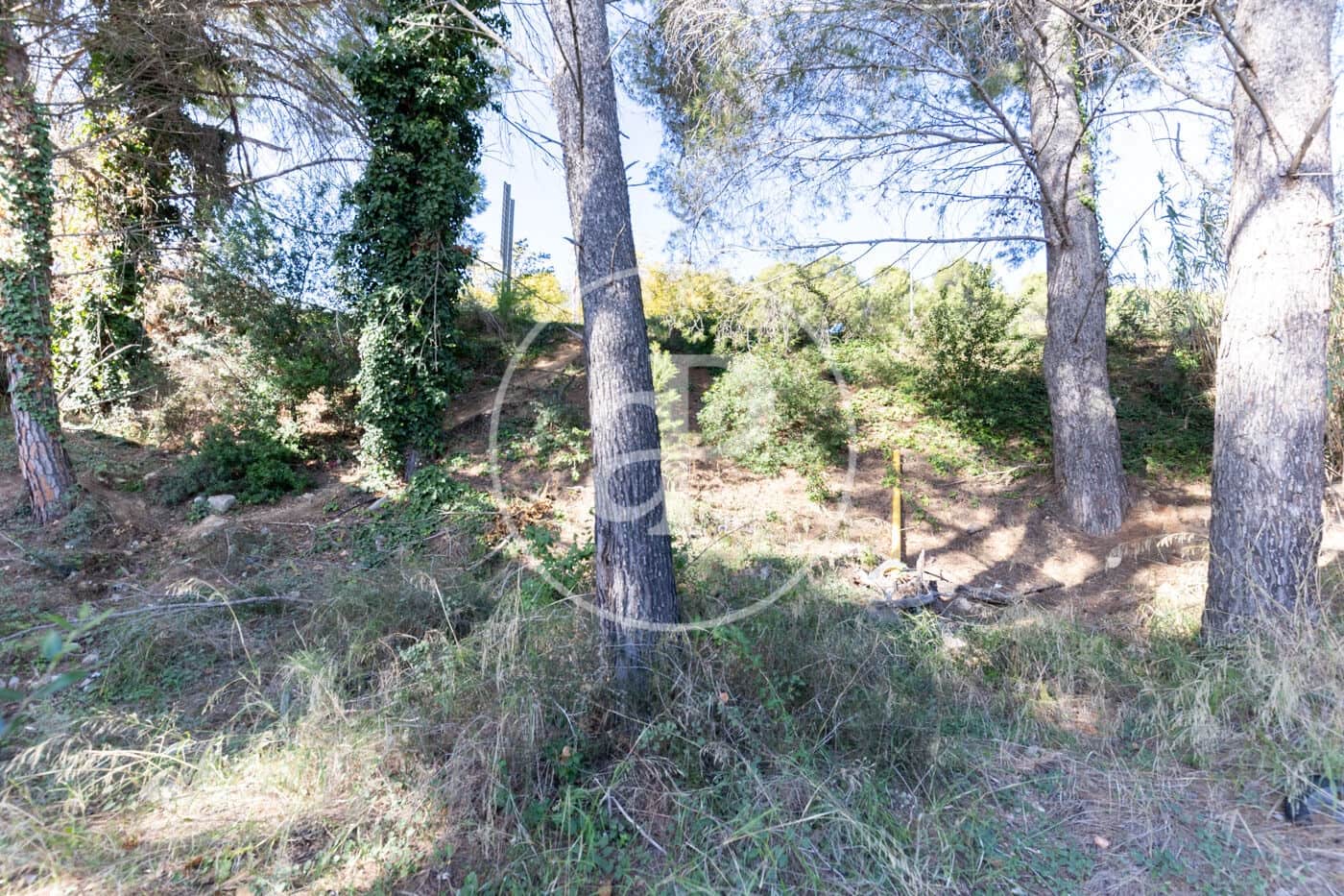 Mark till salu i Bellaterra - 490 000 € (Ref: 9375316)