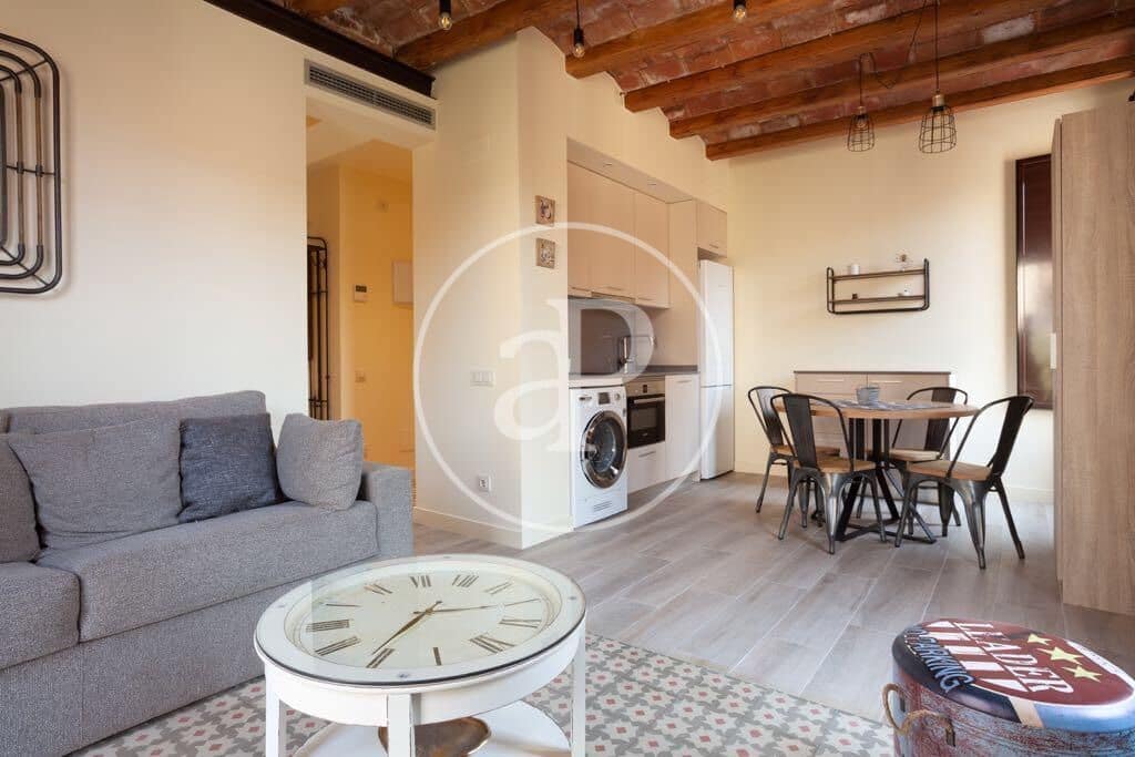 1 slaapkamer Appartement te huur in Barcelona stad - € 1.650 (Ref: 9375317)