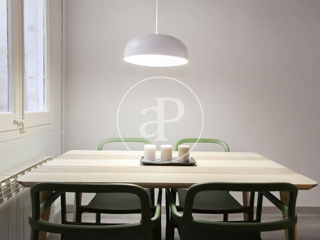 1 slaapkamer Appartement te huur in El Barri Gòtic, Barcelona stad - € 2.100 (Ref: 9375318)