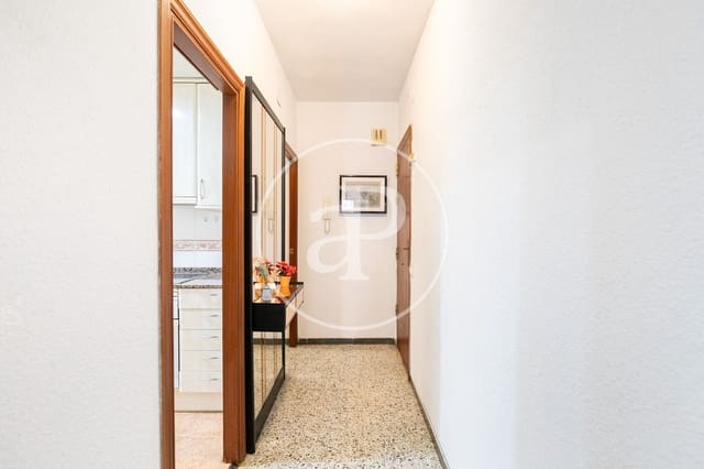 3 soveværelse Lejlighed til salg i Sant Martí de Provenals, Barcelona by - € 315.000 (Ref: 9375319)