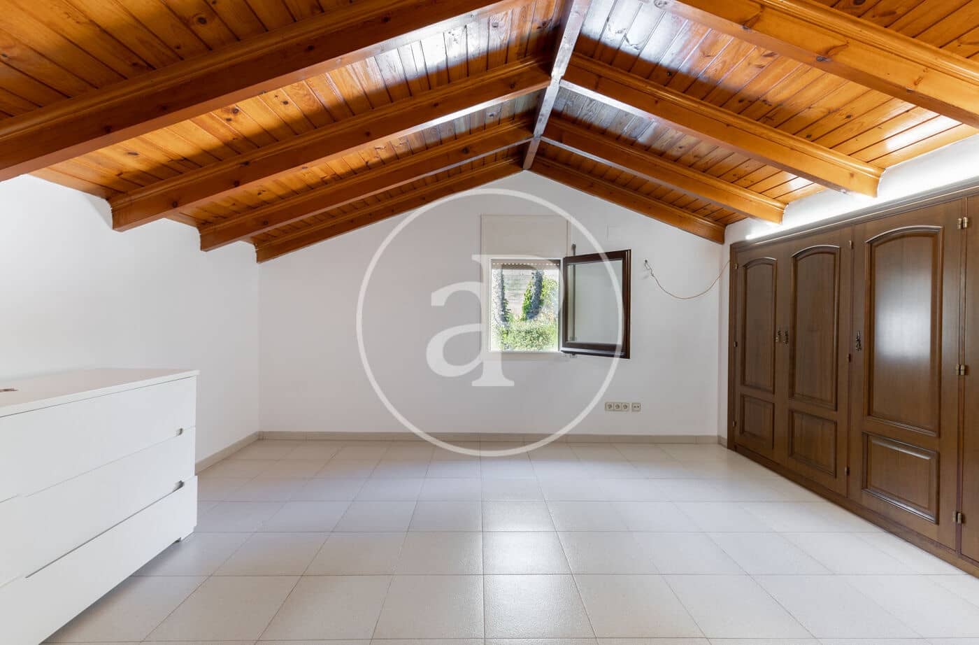 4 Zimmer Villa zu vermieten in Valldoreix mit Pool - 3.980 € (Ref: 9375324)