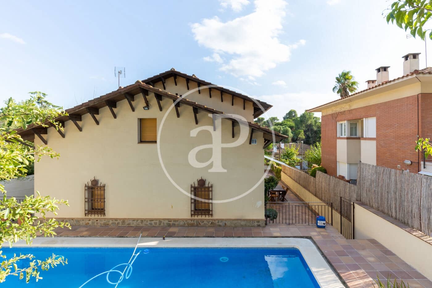 4 Zimmer Villa zu vermieten in Valldoreix mit Pool - 3.980 € (Ref: 9375324)