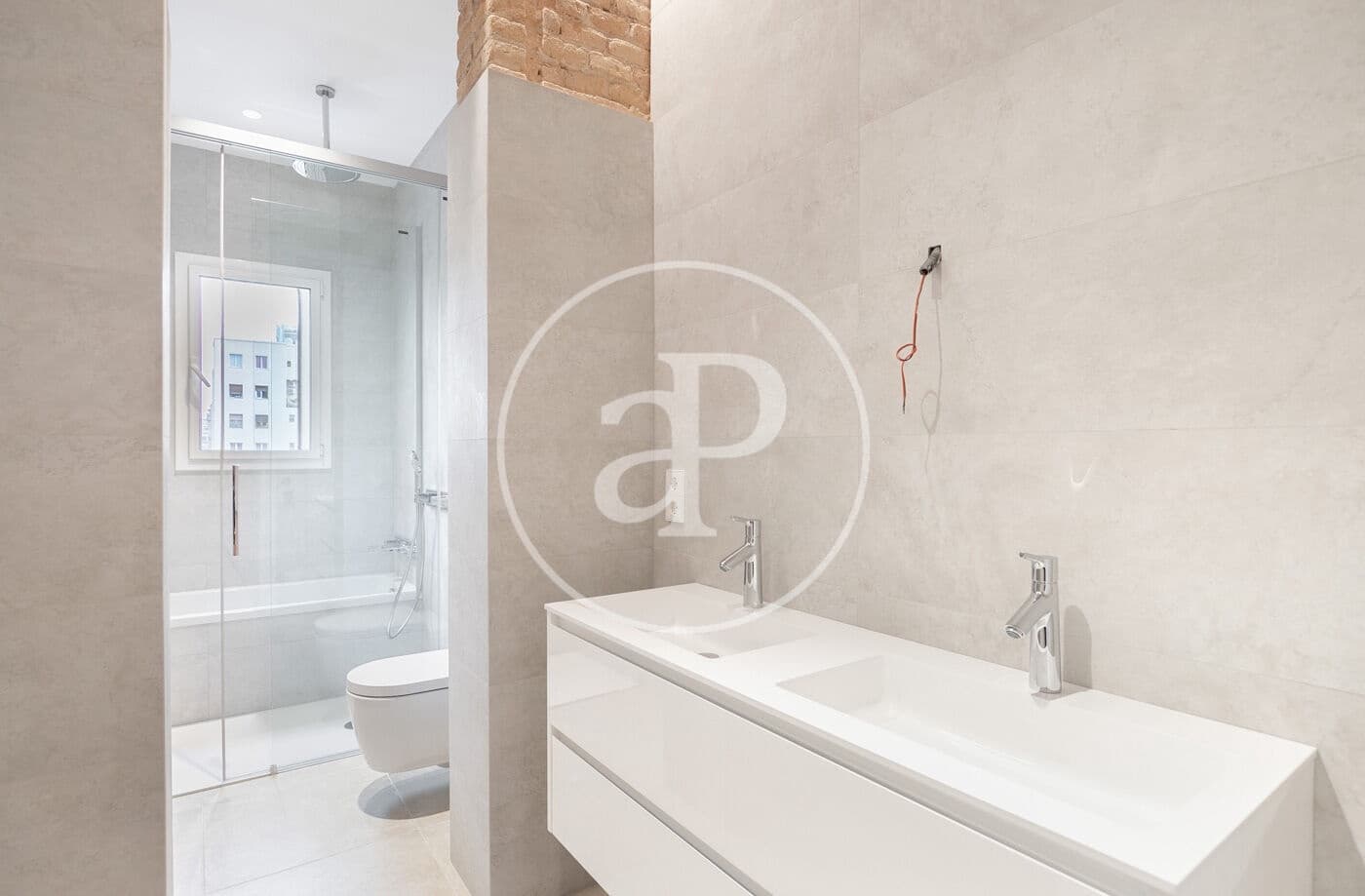 7 soveværelse Lejlighed til leje i Barcelona by - € 8.000 (Ref: 9379006)