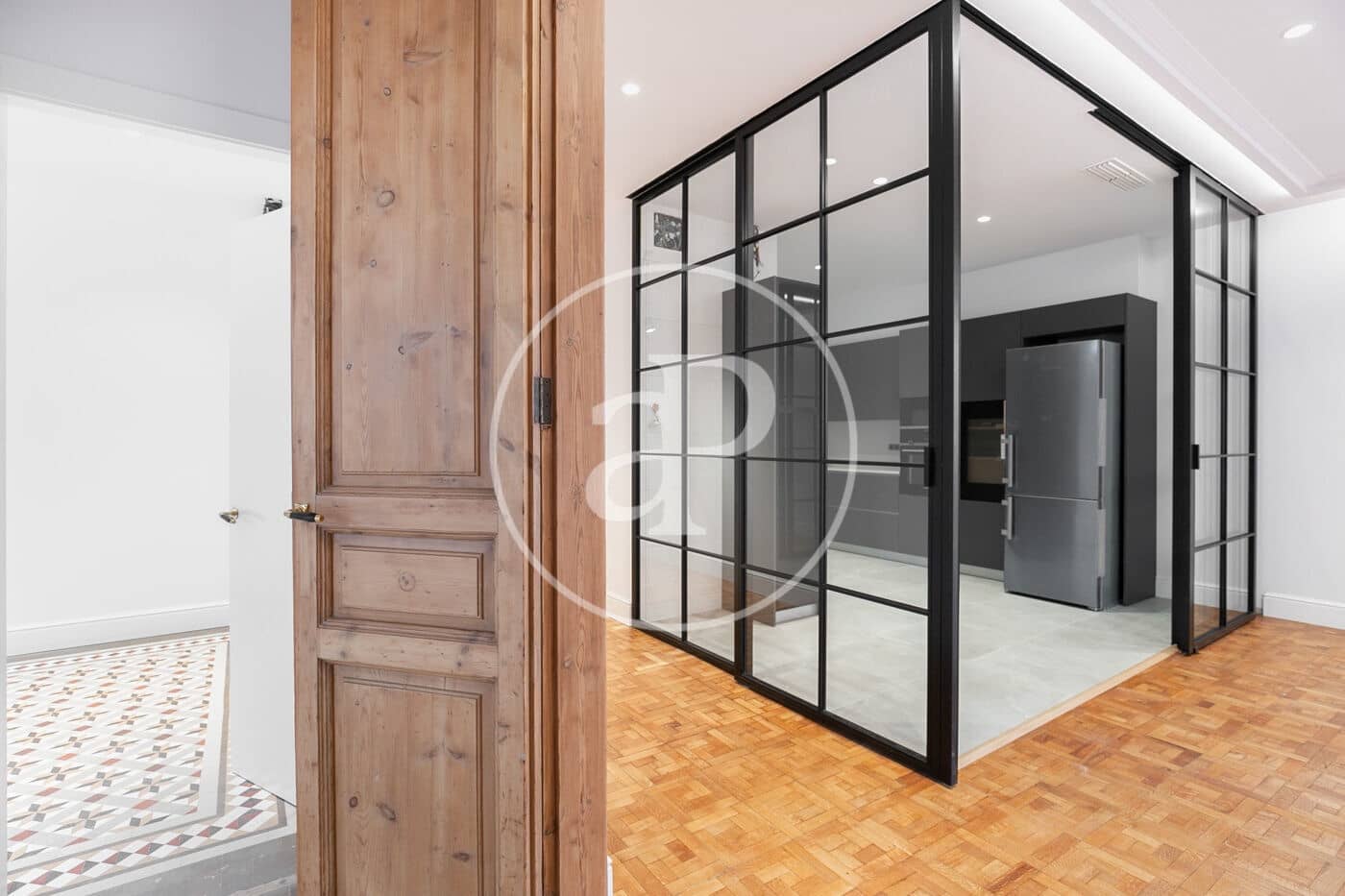 7 soveværelse Lejlighed til leje i Barcelona by - € 8.000 (Ref: 9379006)