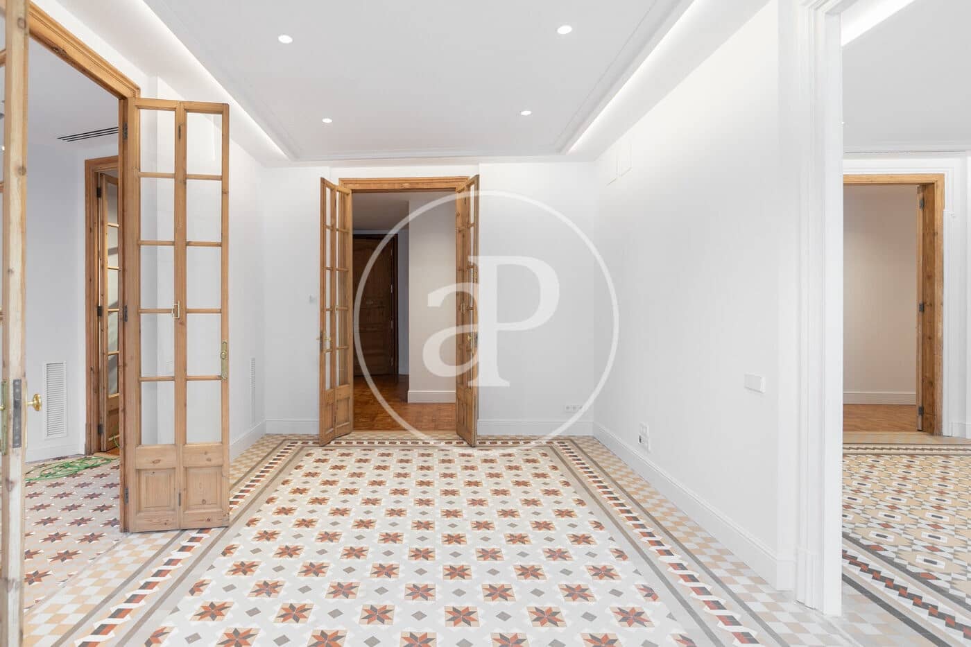 7 soveværelse Lejlighed til leje i Barcelona by - € 8.000 (Ref: 9379006)