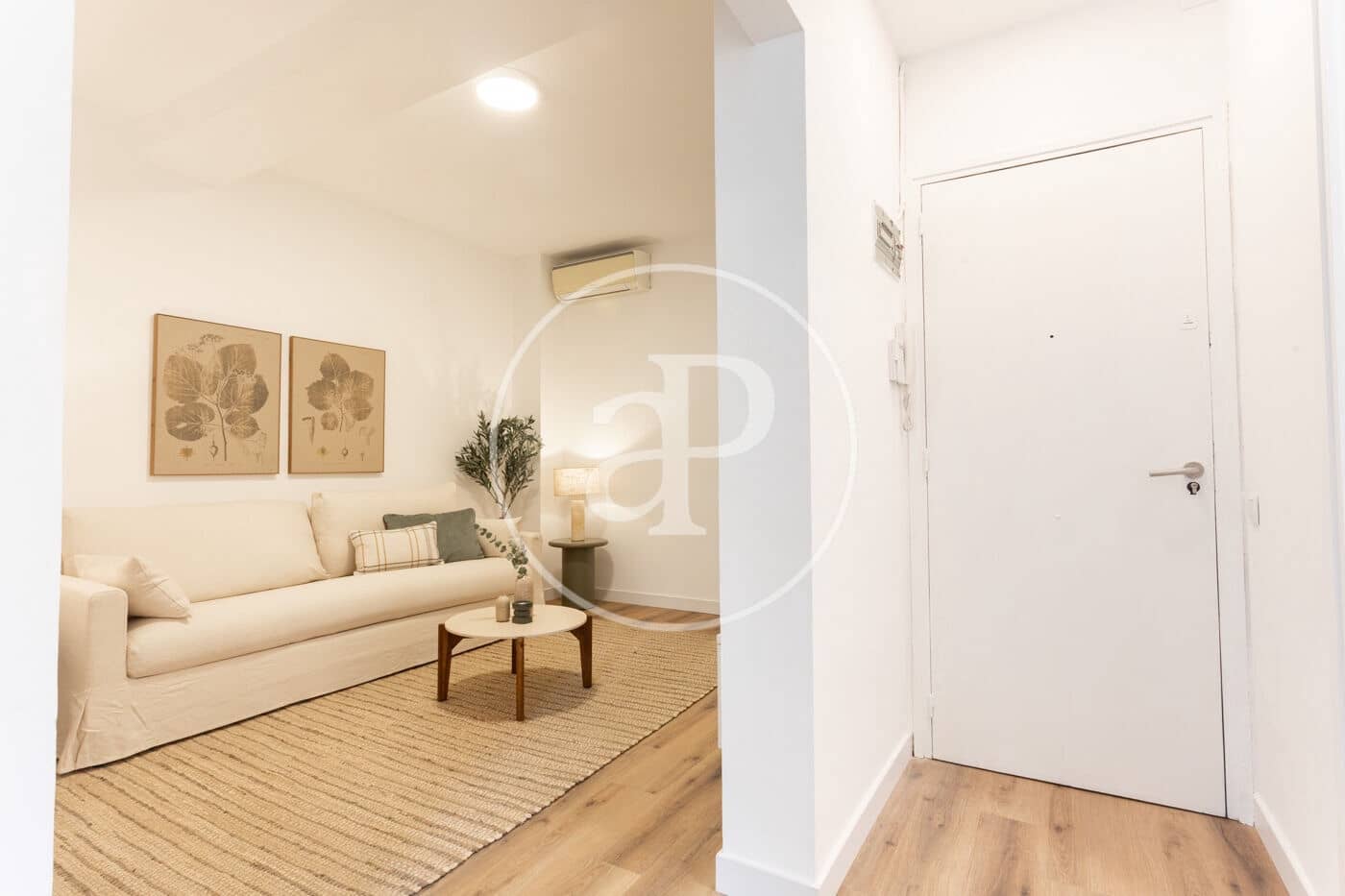 2 makuuhuone Huoneisto vuokrattavana paikassa Barcelona kaupunki - 1 800 € (Ref: 9379009)