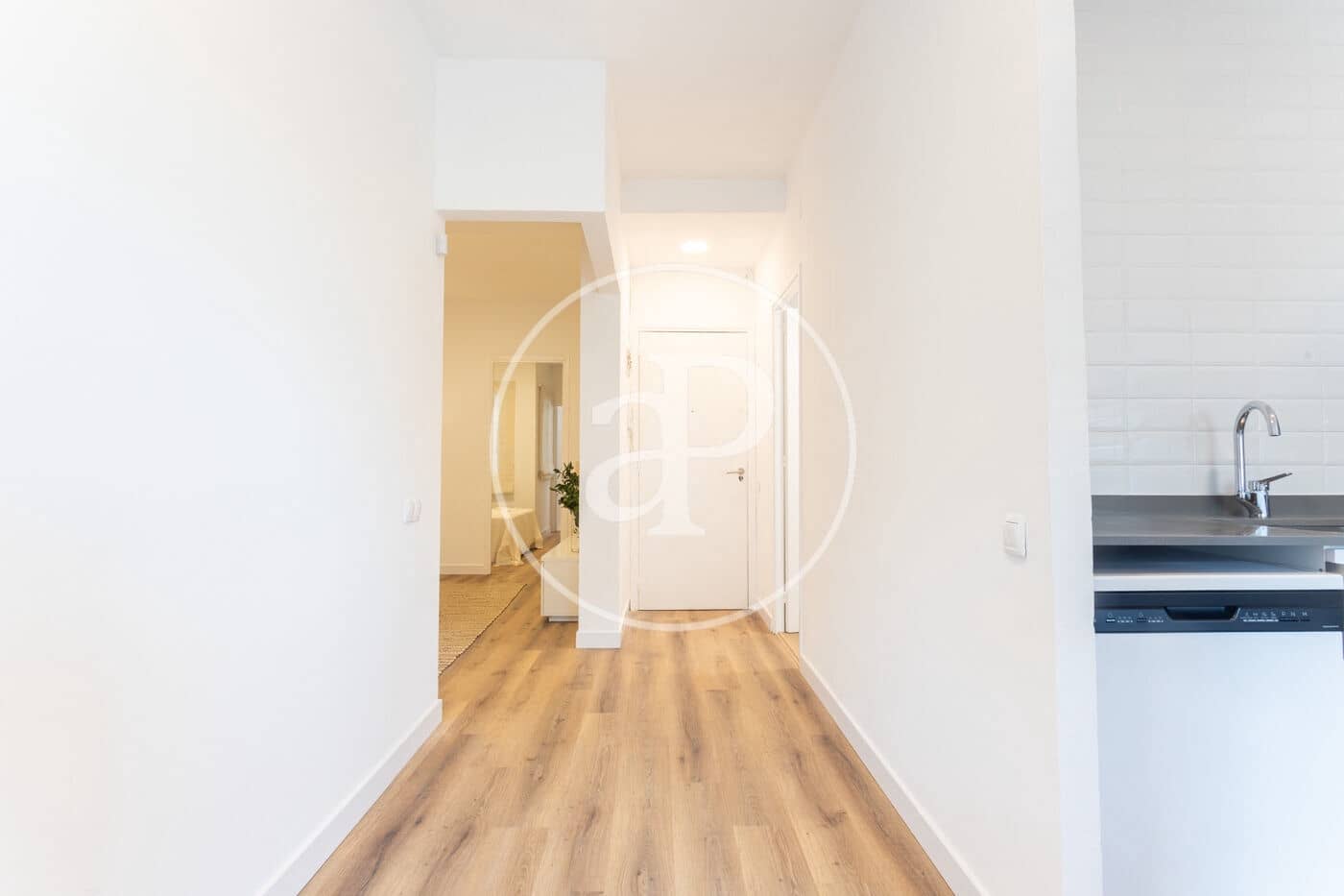 2 makuuhuone Huoneisto vuokrattavana paikassa Barcelona kaupunki - 1 800 € (Ref: 9379009)