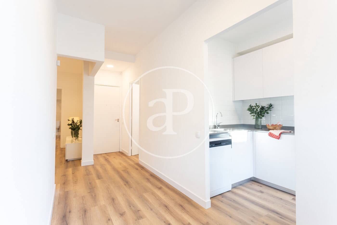 2 makuuhuone Huoneisto vuokrattavana paikassa Barcelona kaupunki - 1 800 € (Ref: 9379009)