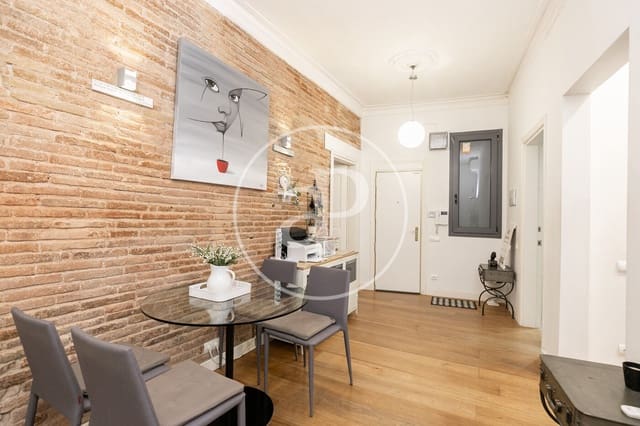 2 soveværelse Lejlighed til salg i El Barri Gòtic, Barcelona by - € 435.000 (Ref: 9382818)