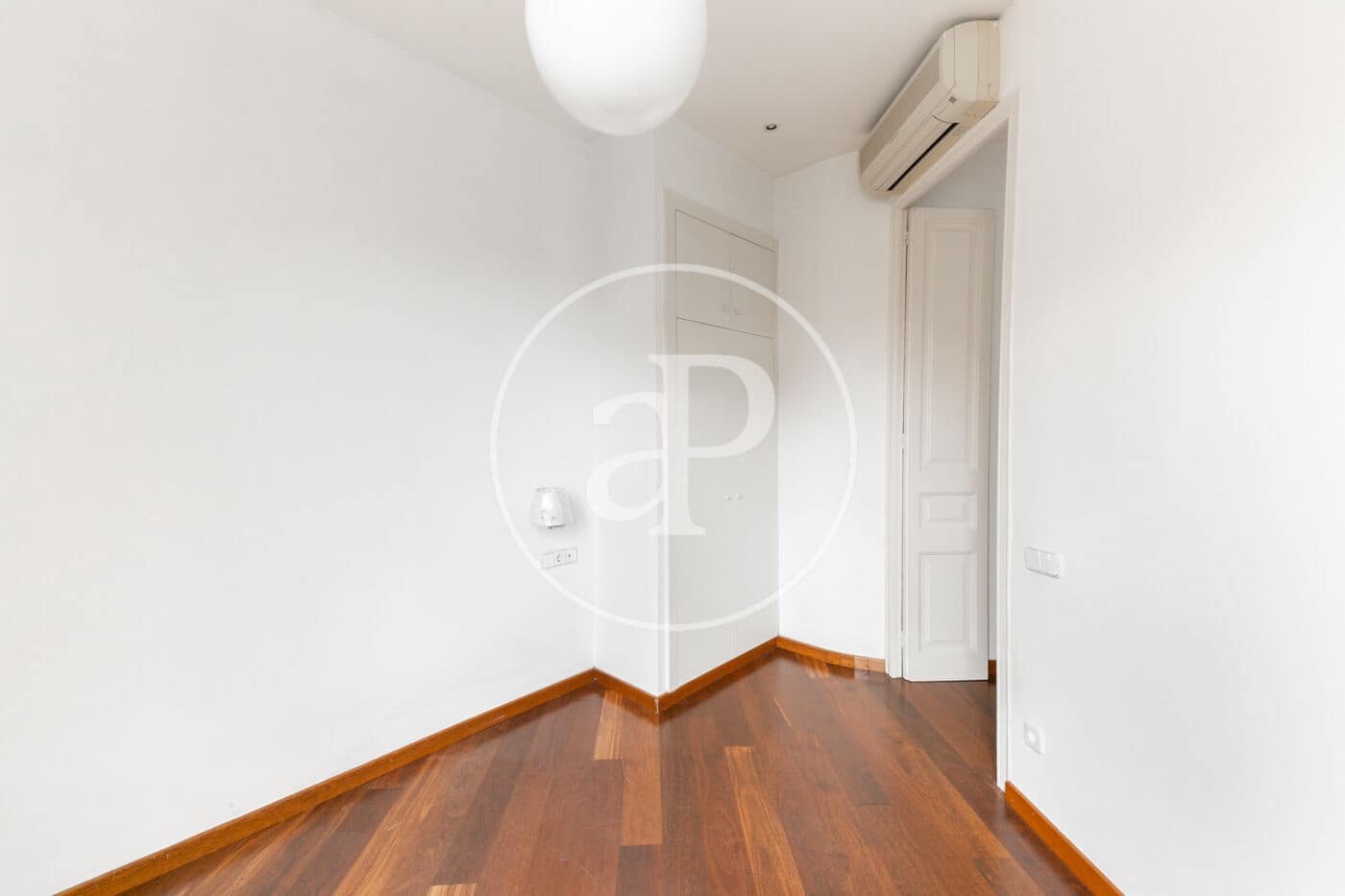 2 bedroom Apartment for rent in Barcelona city - € 1,850 (Ref: 9385575)