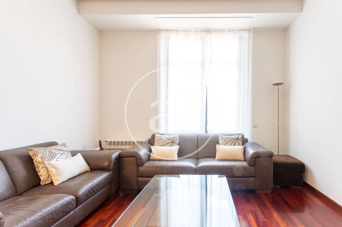 2 soverom Leilighet til leie i Barcelona by - € 2 800 (Ref: 9385578)
