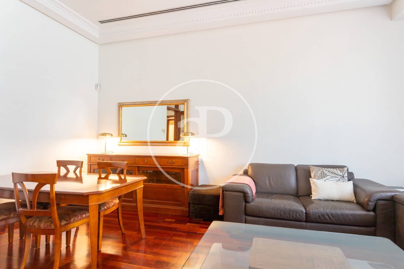 2 soverom Leilighet til leie i Barcelona by - € 2 800 (Ref: 9385578)