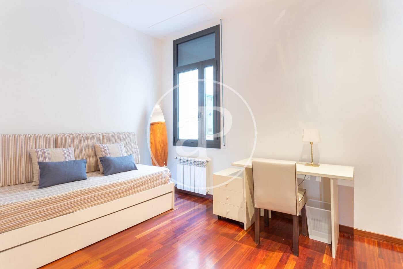 2 soverom Leilighet til leie i Barcelona by - € 2 800 (Ref: 9385578)