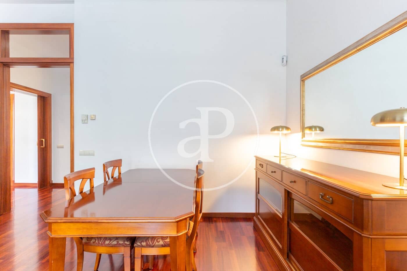 2 soverom Leilighet til leie i Barcelona by - € 2 800 (Ref: 9385578)
