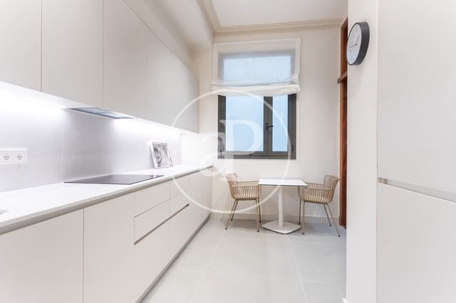 2 soverom Leilighet til leie i La Dreta de L'Eixample, Barcelona by - € 2 800 (Ref: 9385578)