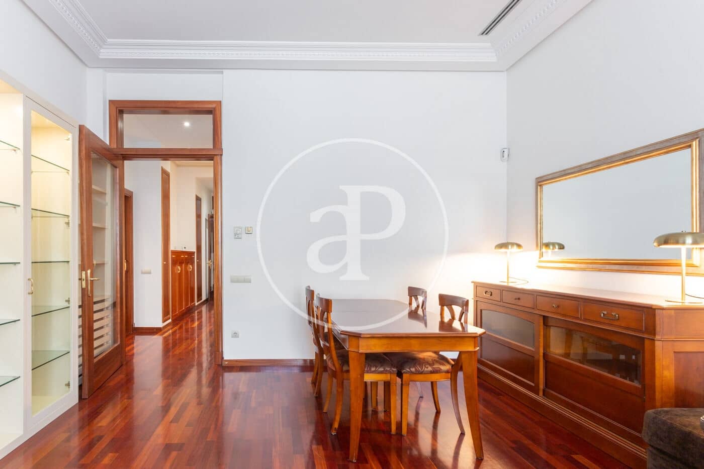 2 soverom Leilighet til leie i Barcelona by - € 2 800 (Ref: 9385578)