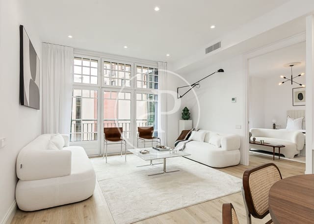 3 soveværelse Lejlighed til salg i El Barri Gòtic, Barcelona by - € 1.250.000 (Ref: 9385579)