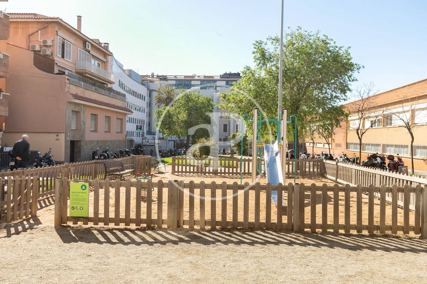 Apartamento de 3 habitaciones en Barcelona ciudad en alquiler - 3.100 € (Ref: 9387894)