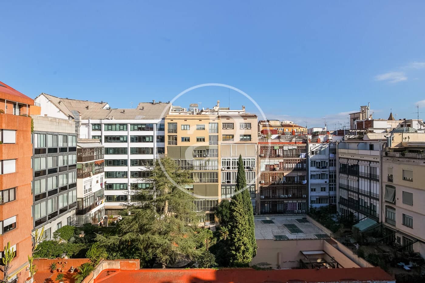 4 soveværelse Lejlighed til salg i Barcelona by - € 1.100.000 (Ref: 9387896)