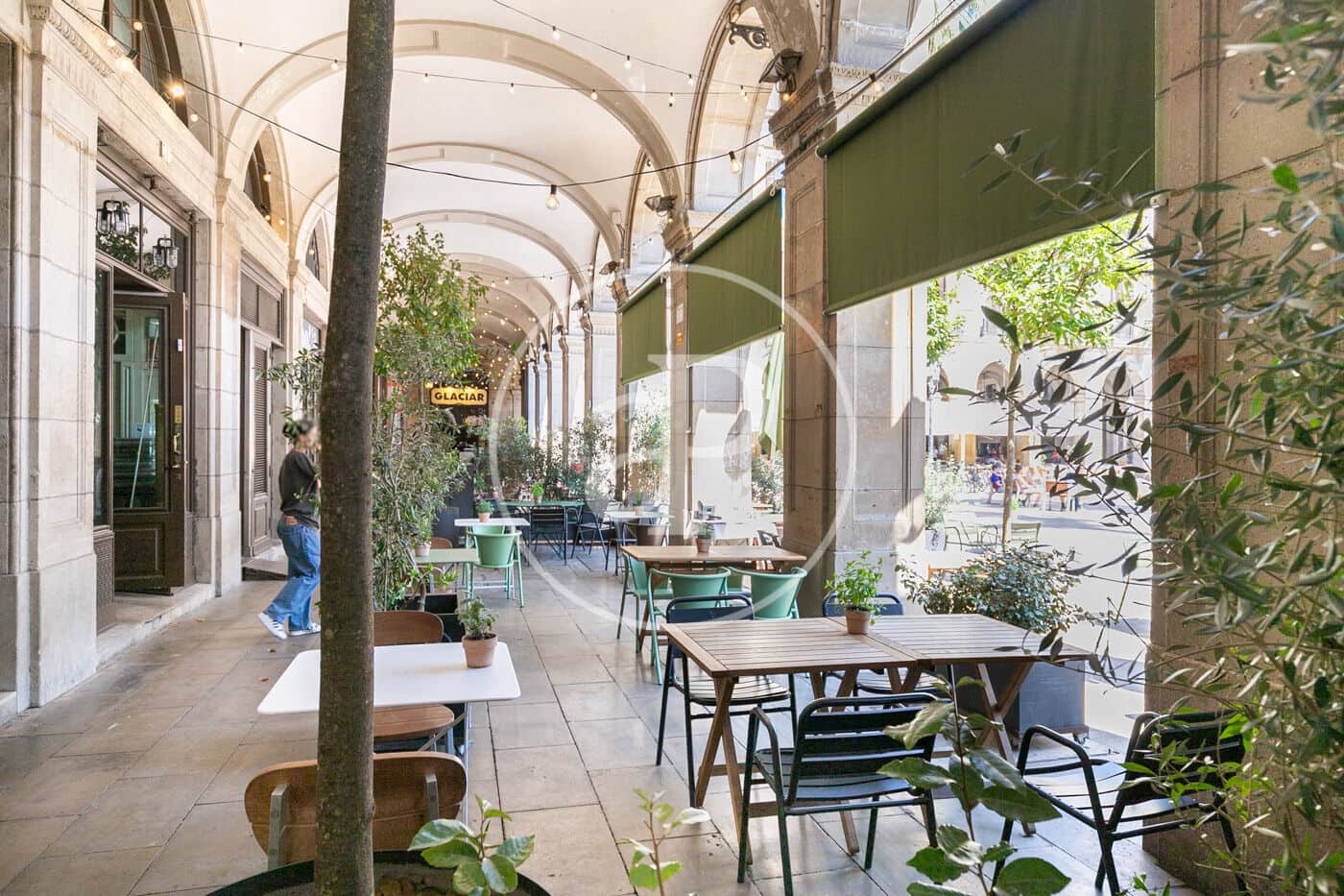 1 soveværelse Lejlighed til leje i Barcelona by - € 1.925 (Ref: 9387898)