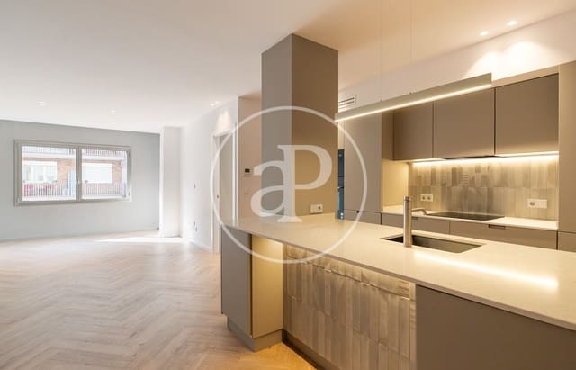 3 soveværelse Lejlighed til salg i El Fort Pienc, Barcelona by - € 775.000 (Ref: 9390842)